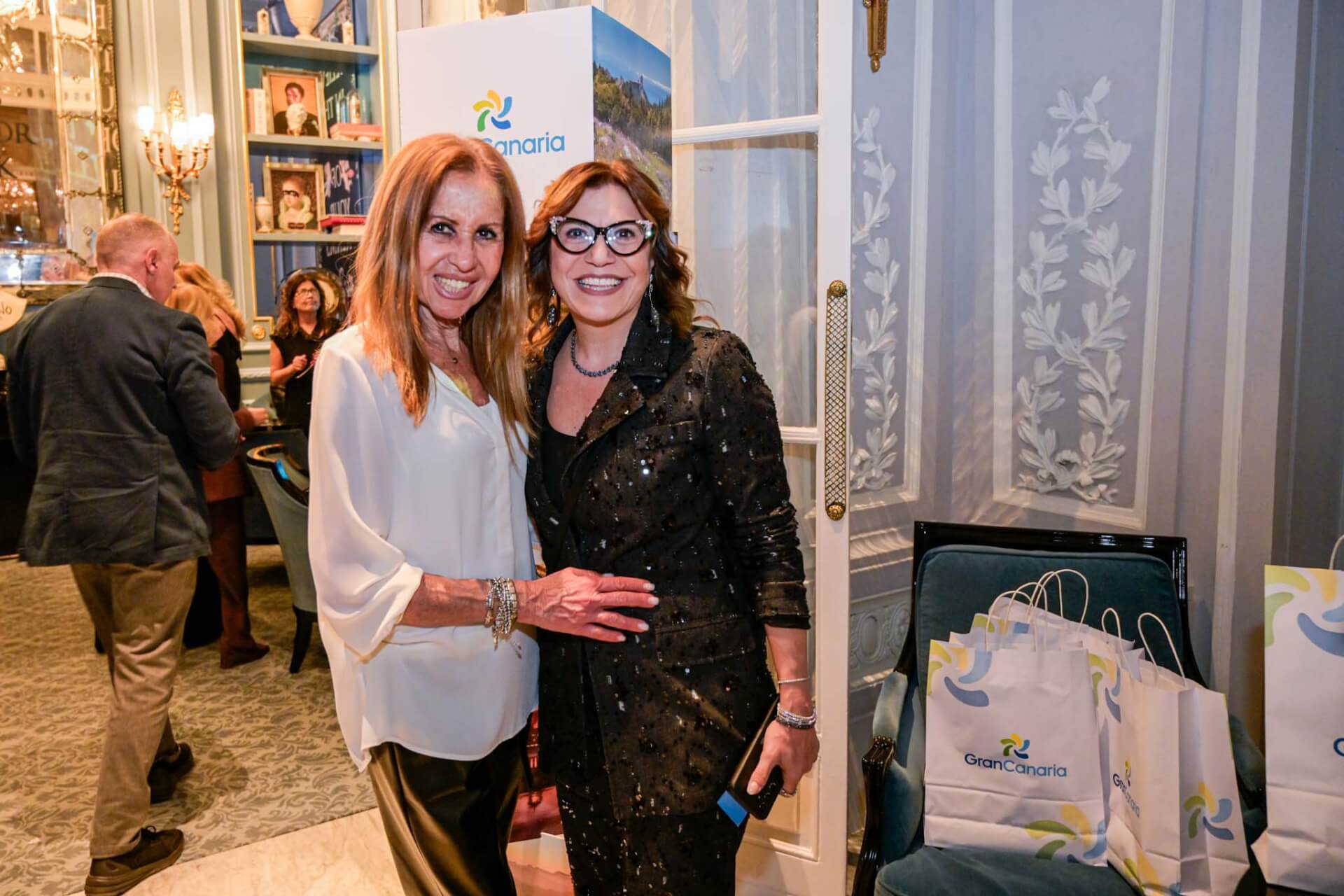 Paola S'ammessa, Elisabetta Carella